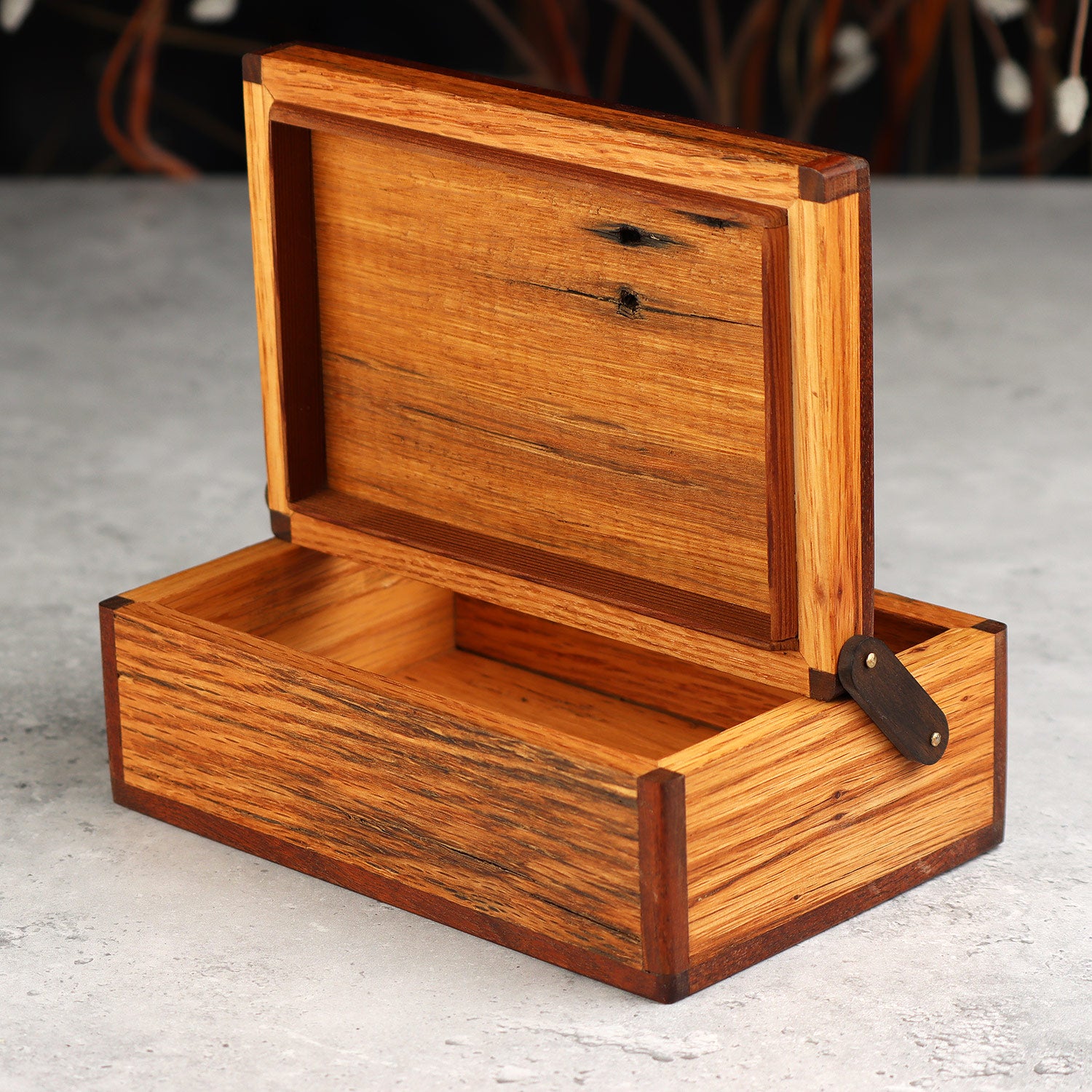Red Oak Keepsake Box
