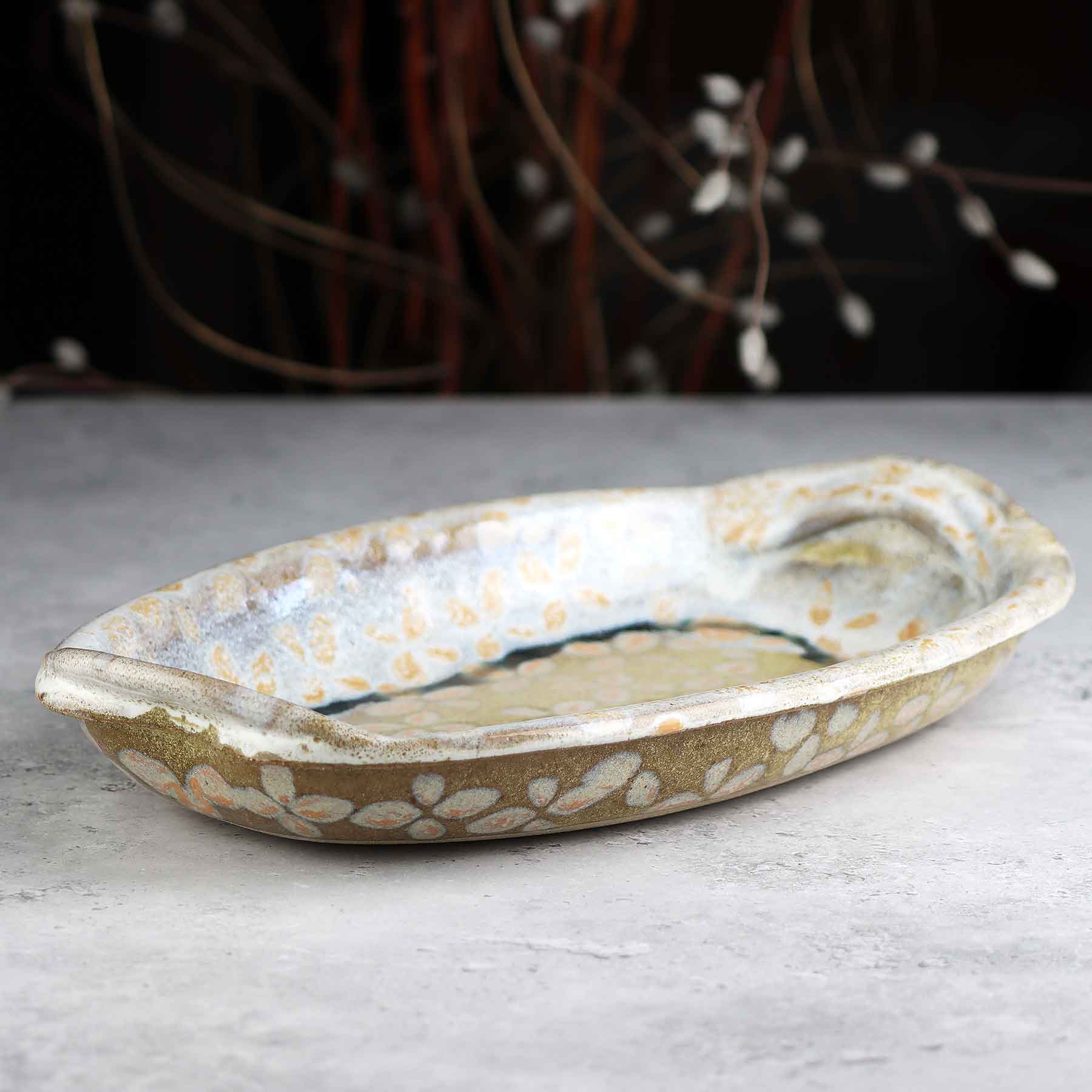 Medium Dish W Handles