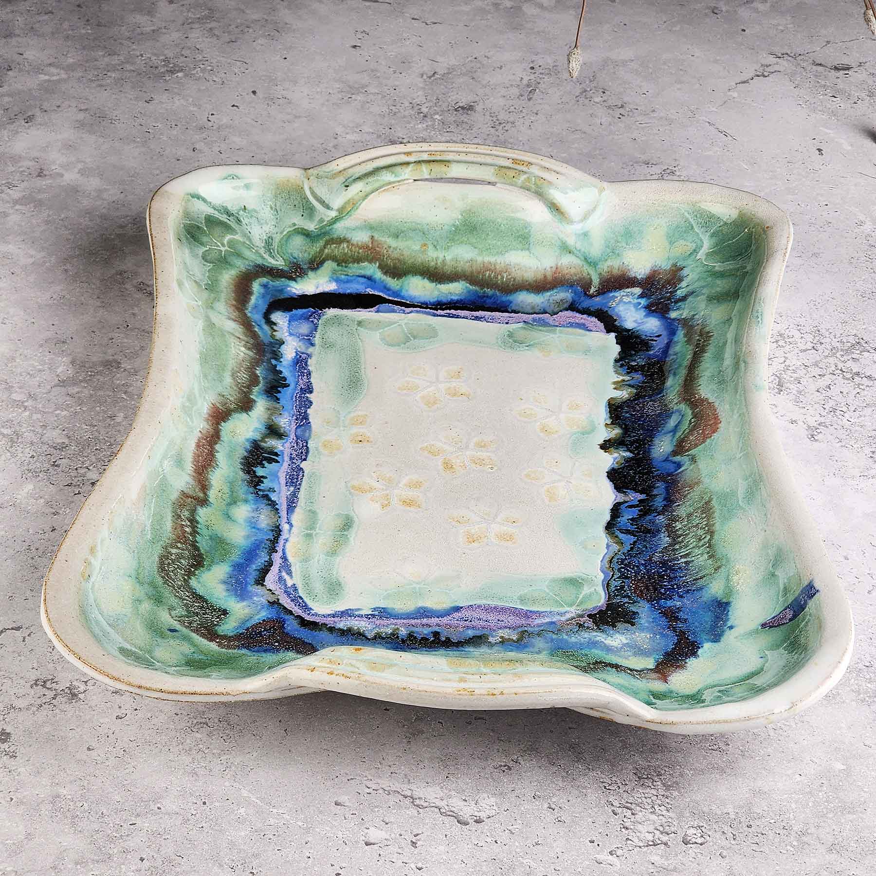 Rectangular Dish W Handle