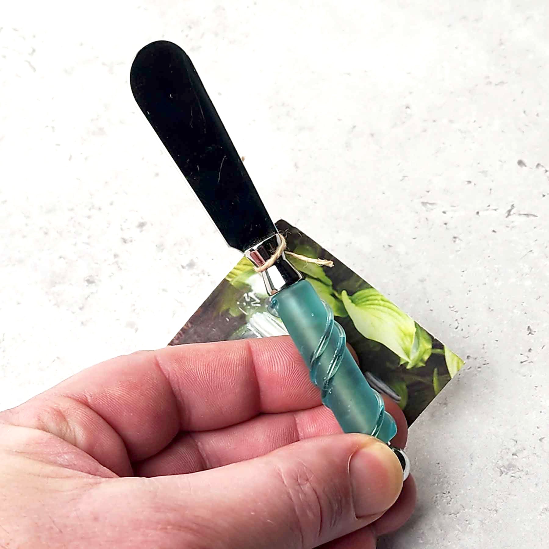 Medium Knife