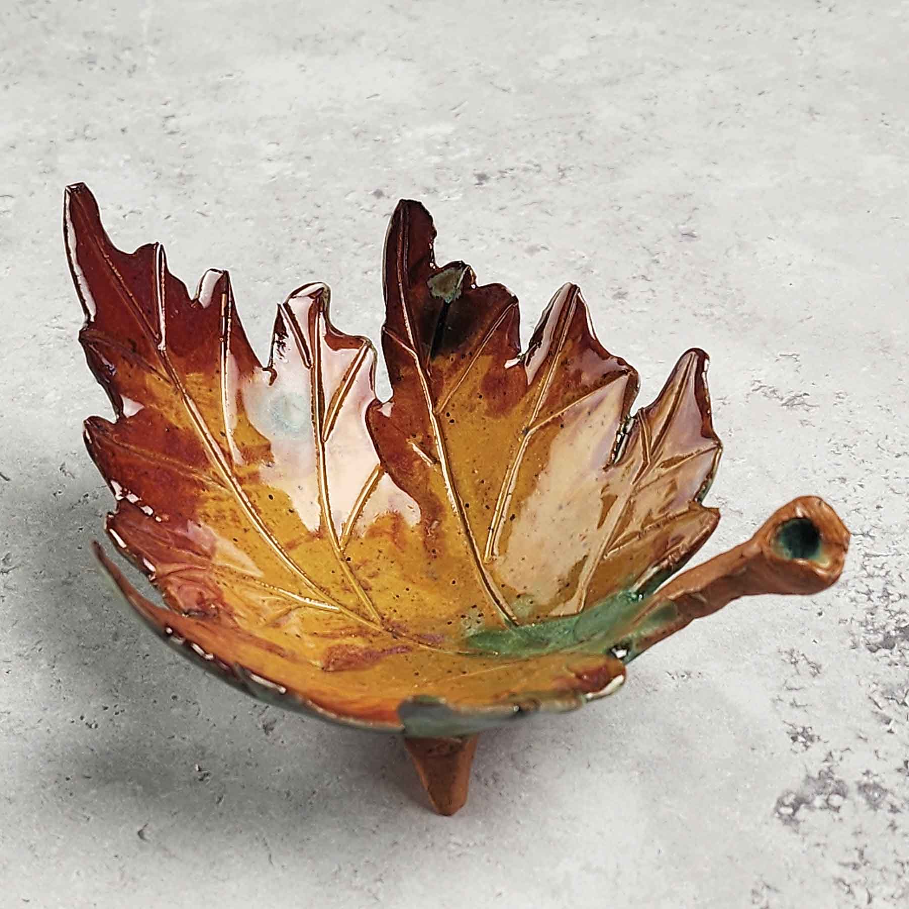 Large Oak Dish