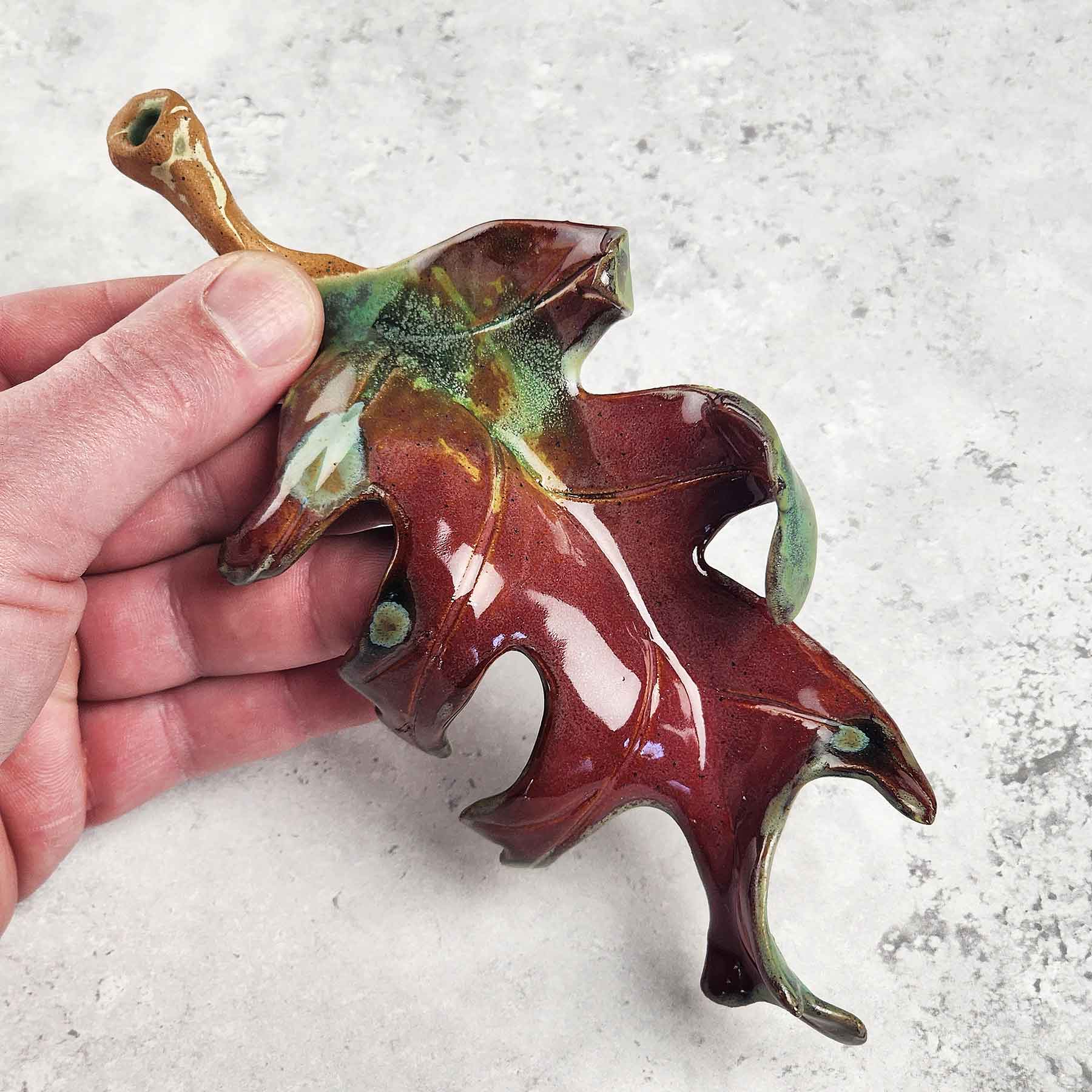 Medium Oak Leaf
