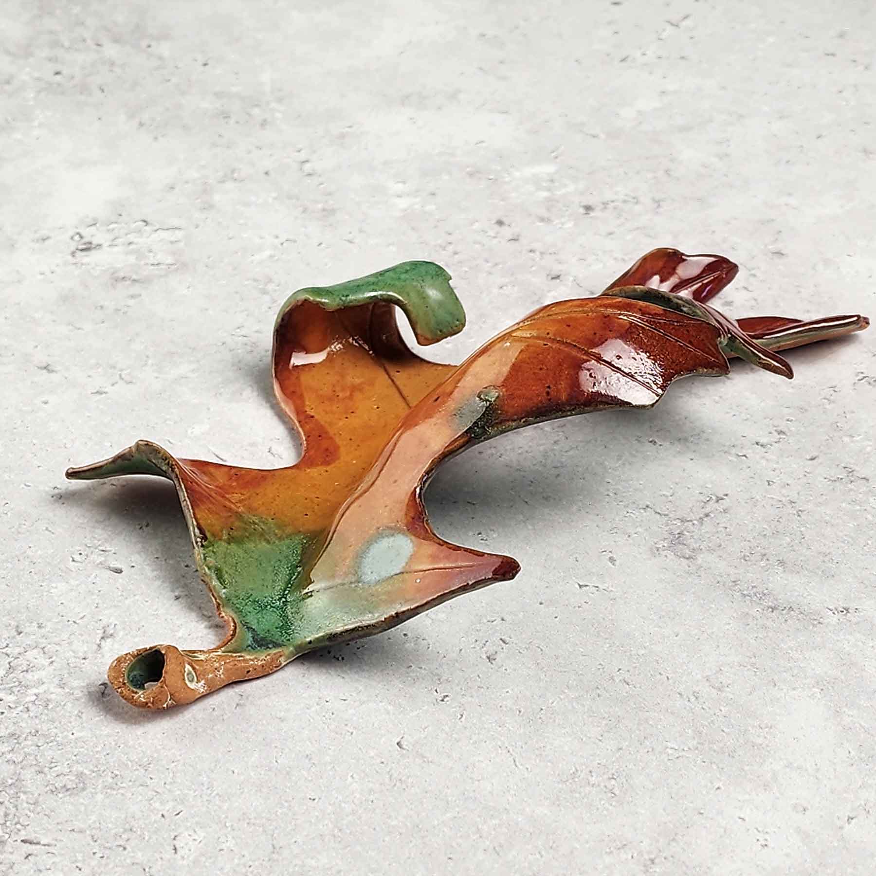 Medium Oak Leaf