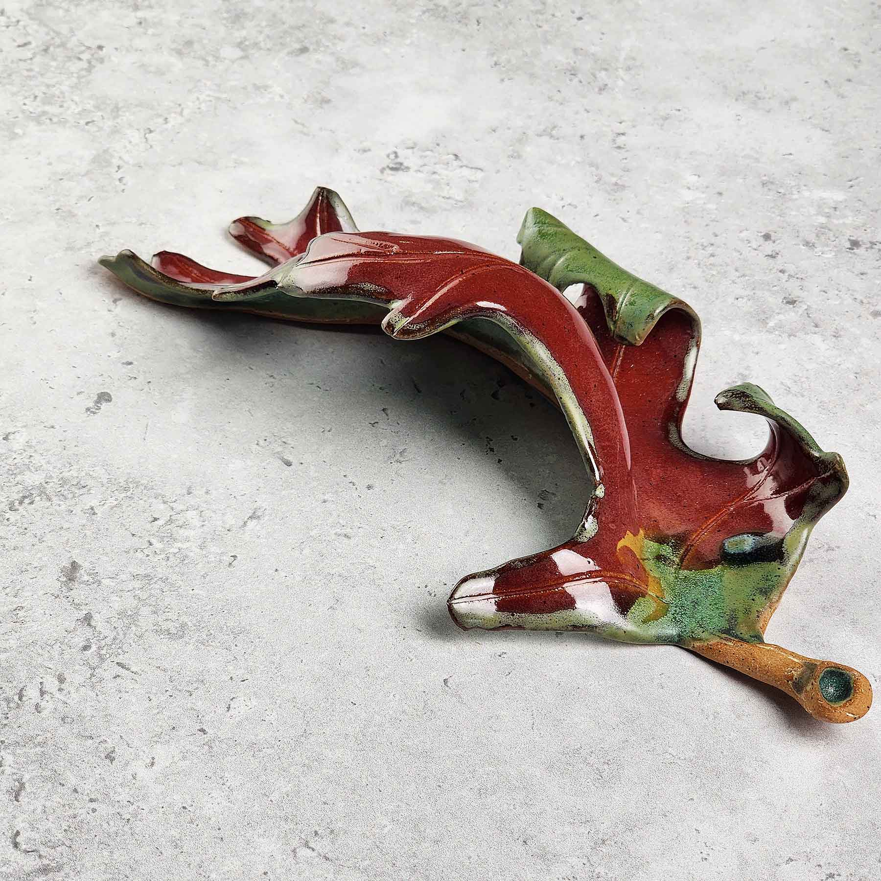 Medium Oak Leaf