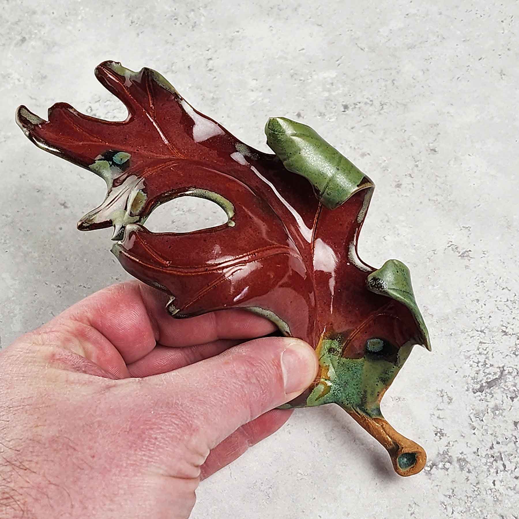 Medium Oak Leaf