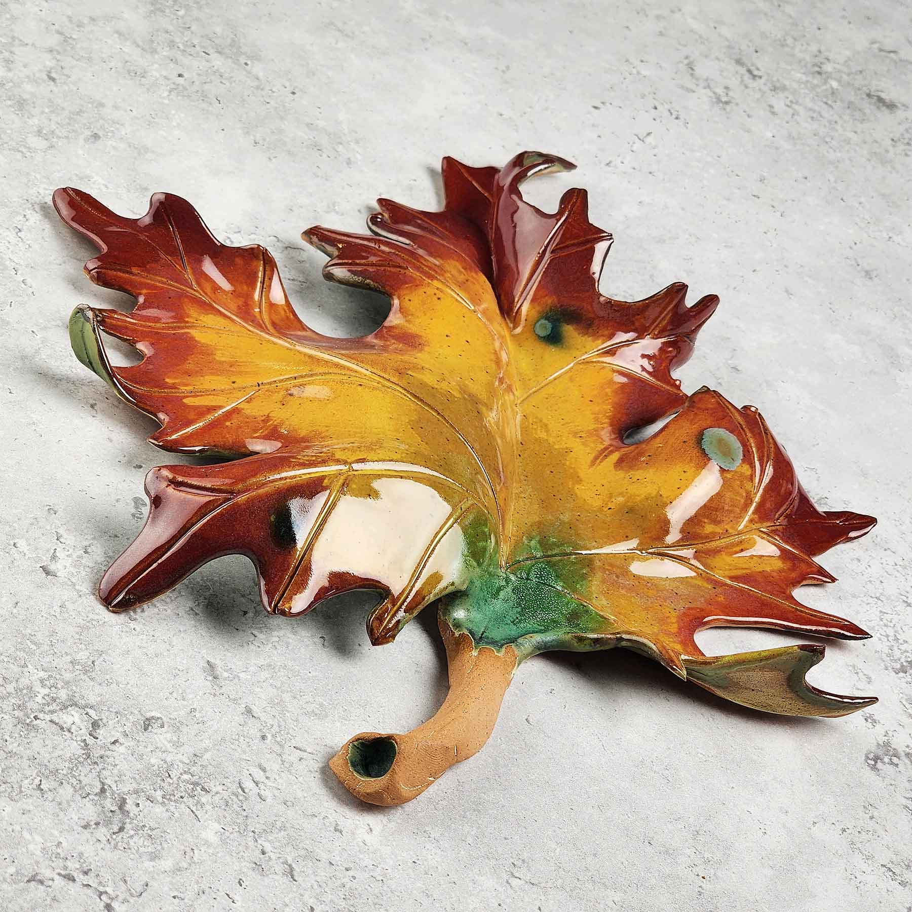 XL Oak Leaf