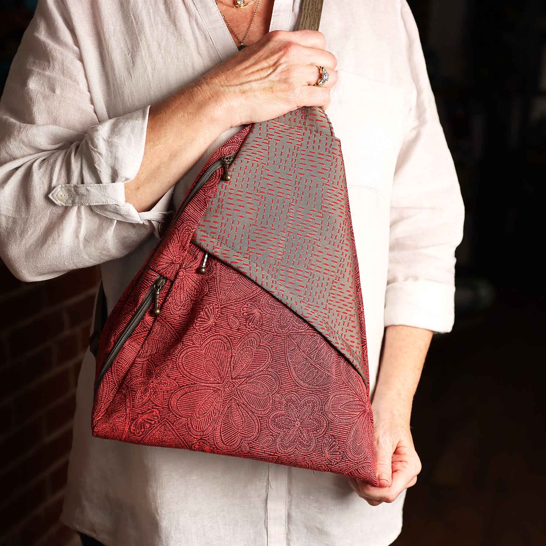 Gogo Satchel; Mehndi Red