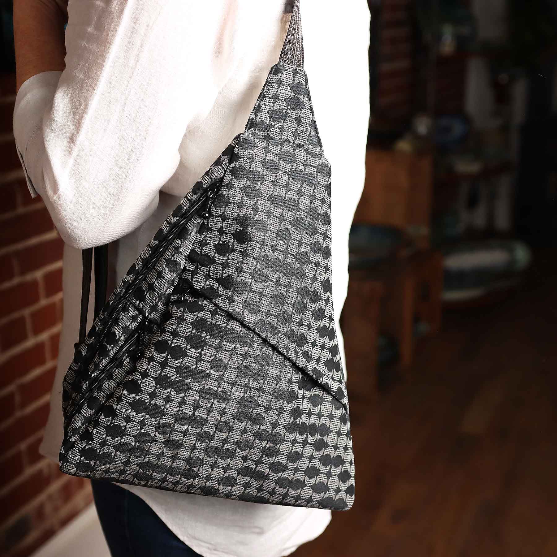 Gogo Satchel; Abacus Midnight