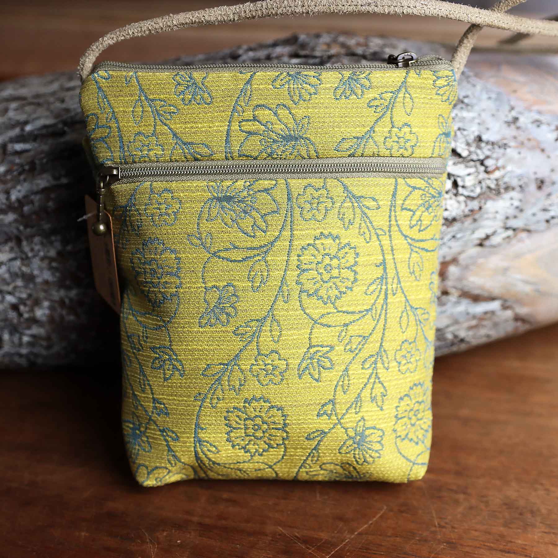 Busy Bee Filigree Gold