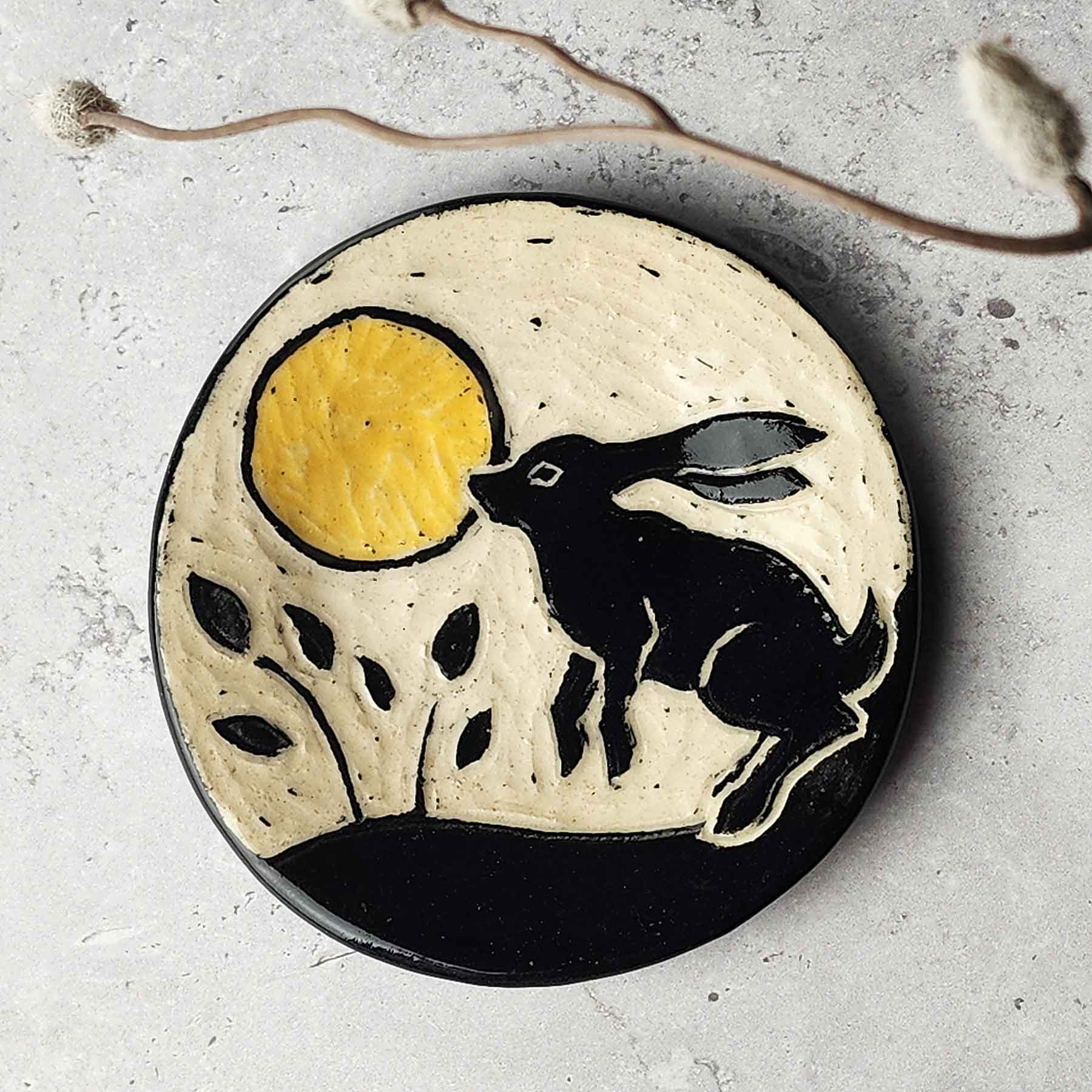 Sgraffito 4" Bowl With Hare & Moon