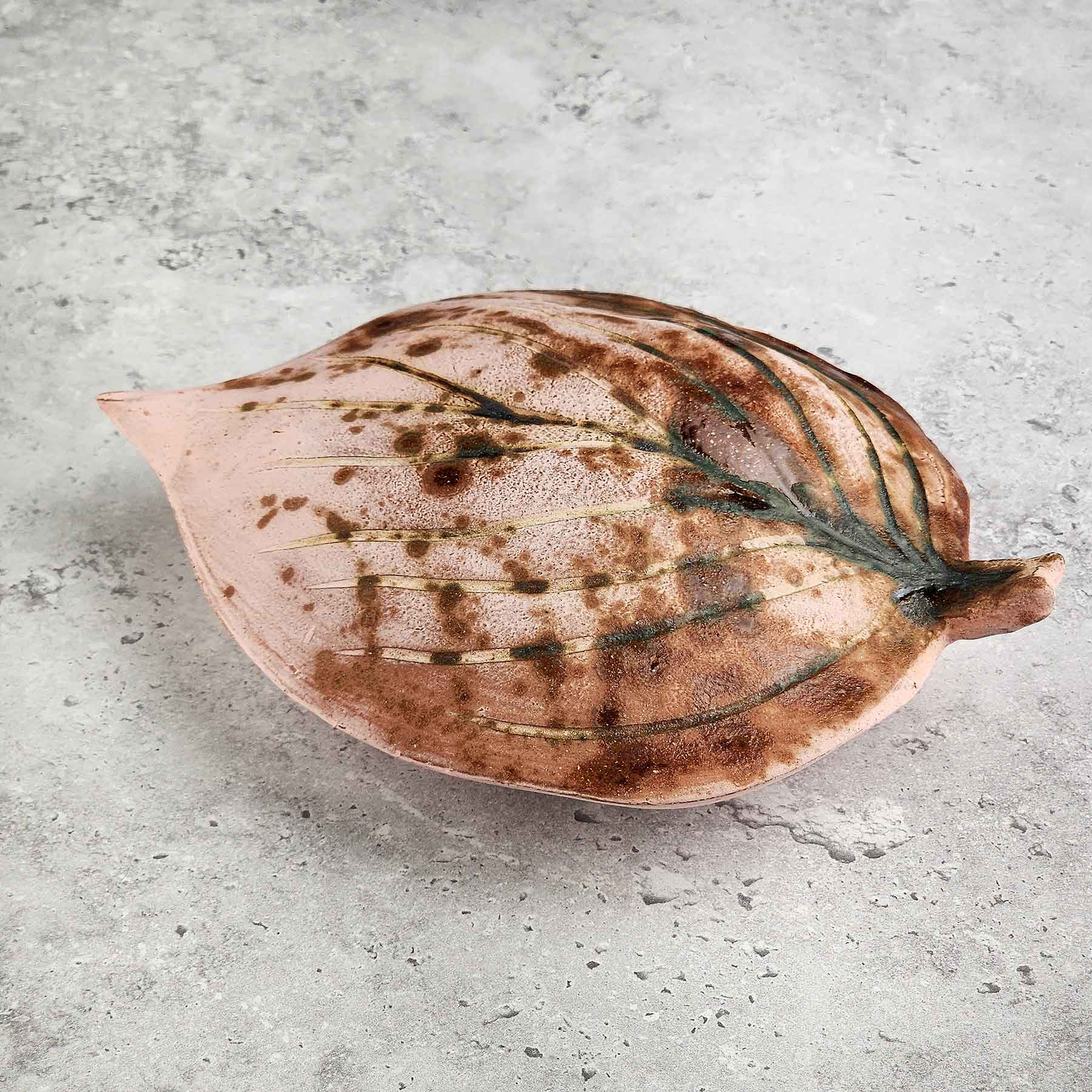 Round Hosta Leaf
