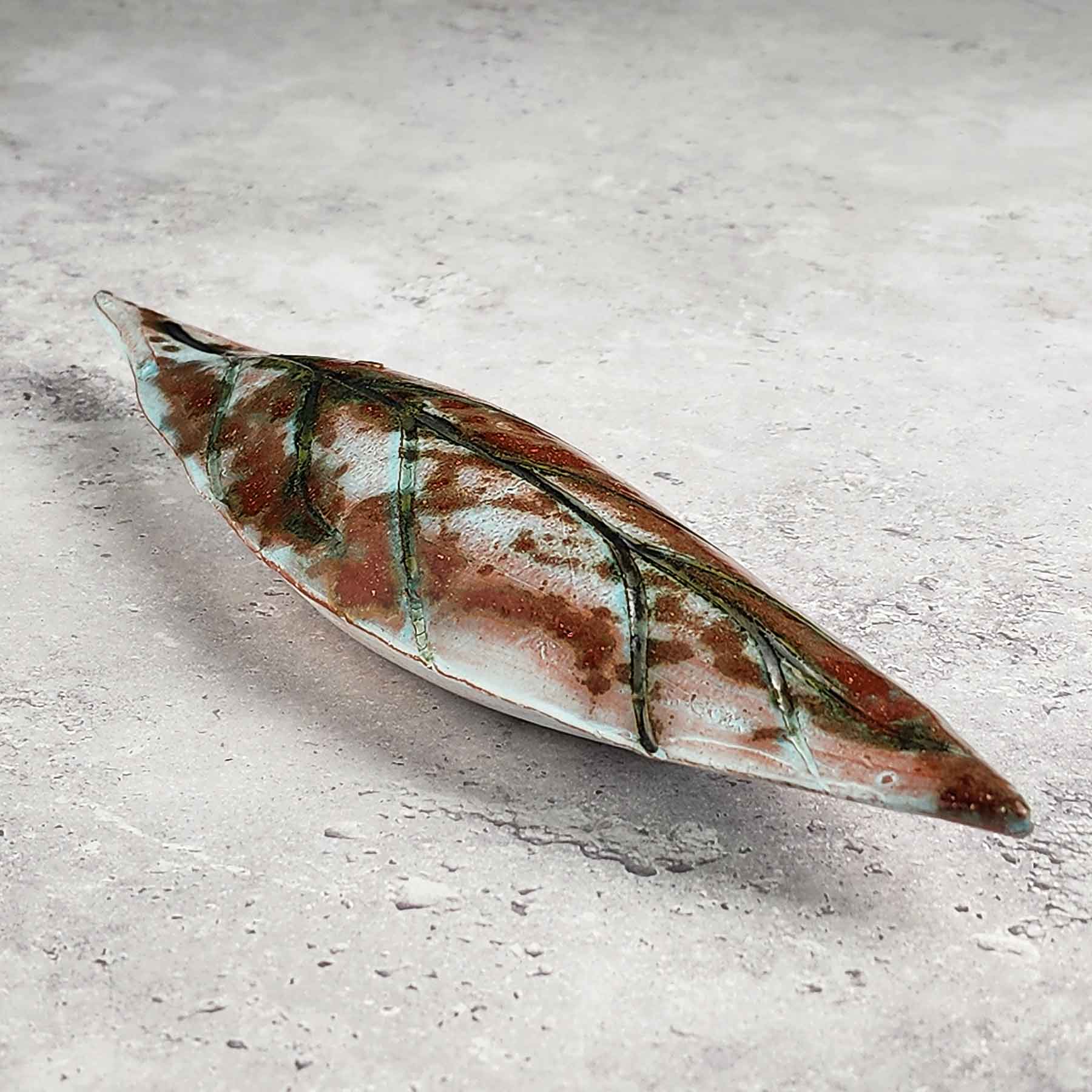 Medium Leaf