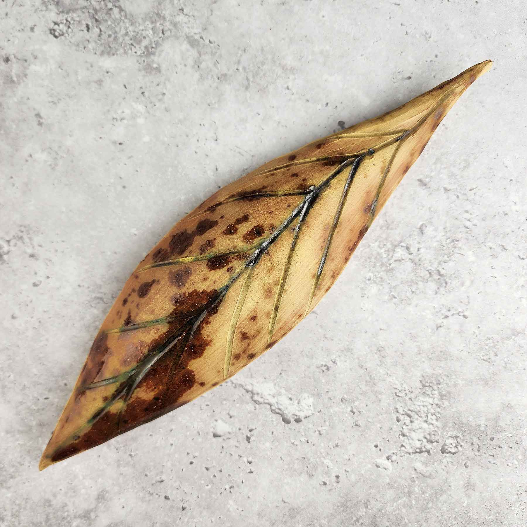 Medium Leaf