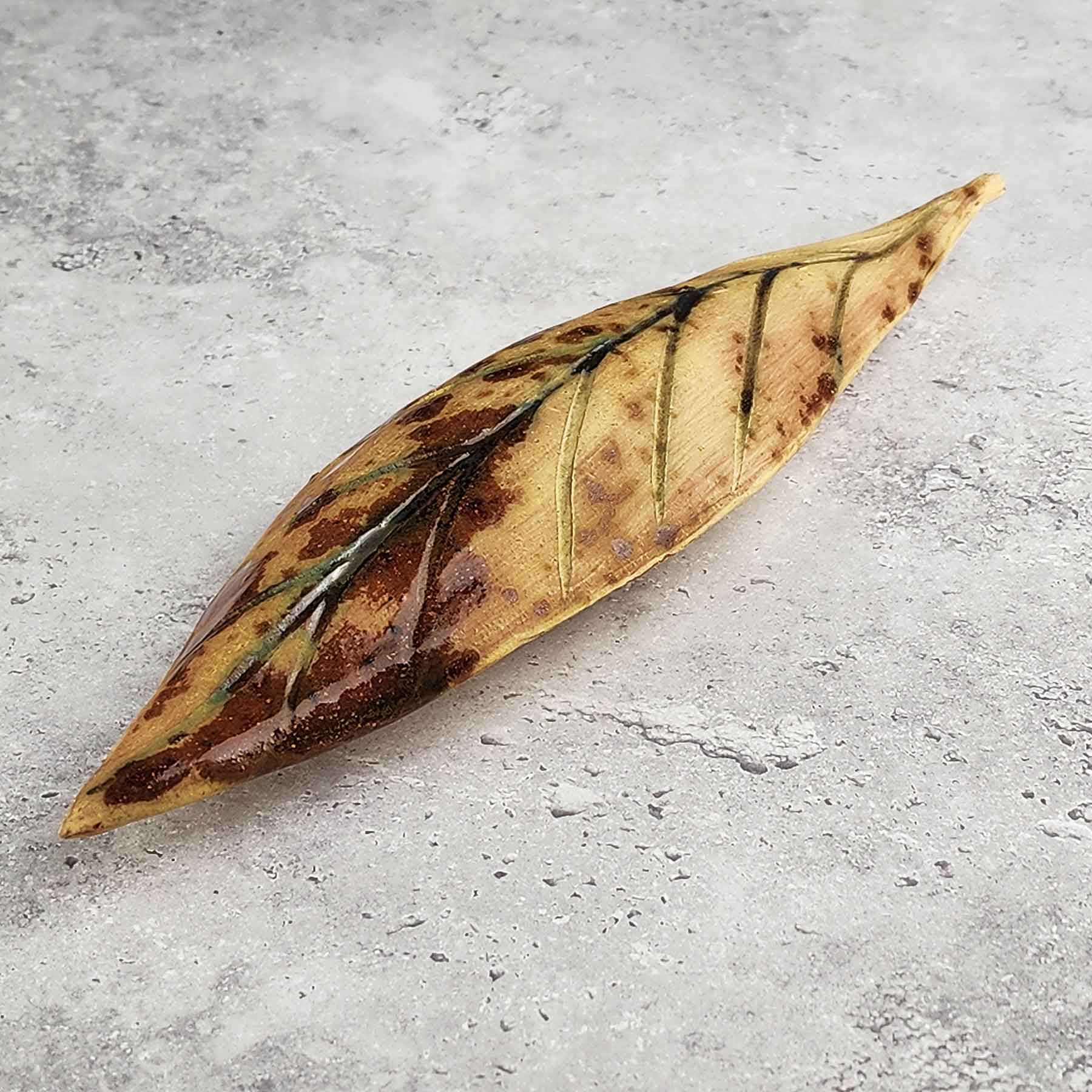Medium Leaf