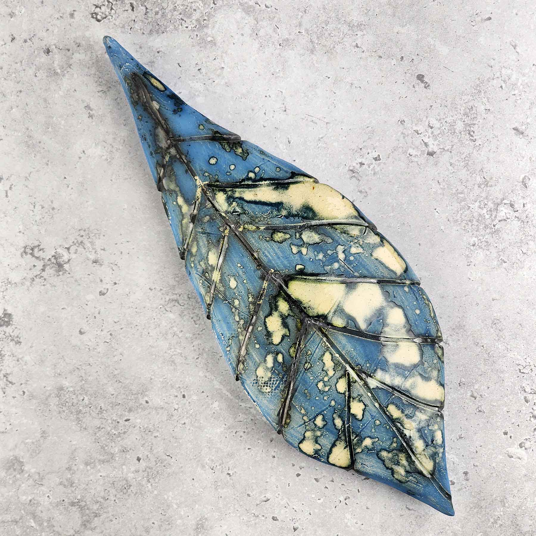 Medium Leaf