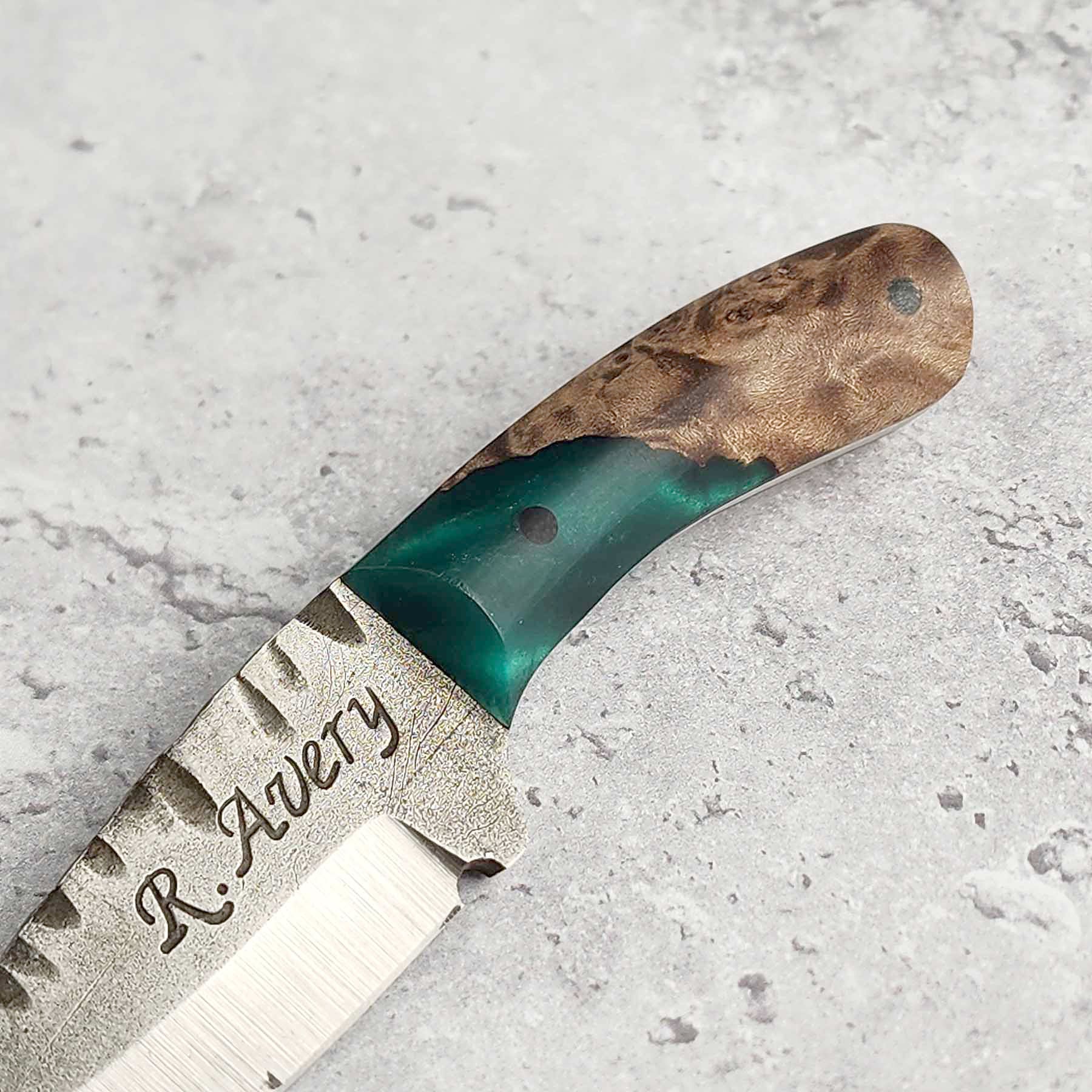 Emerald Resin Burl Mini Hunter