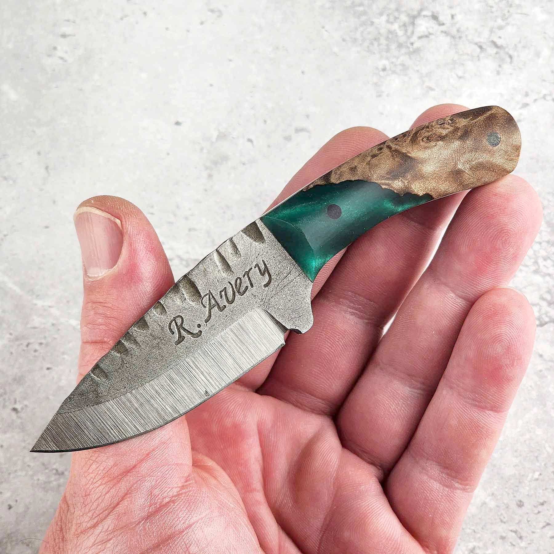 Emerald Resin Burl Mini Hunter