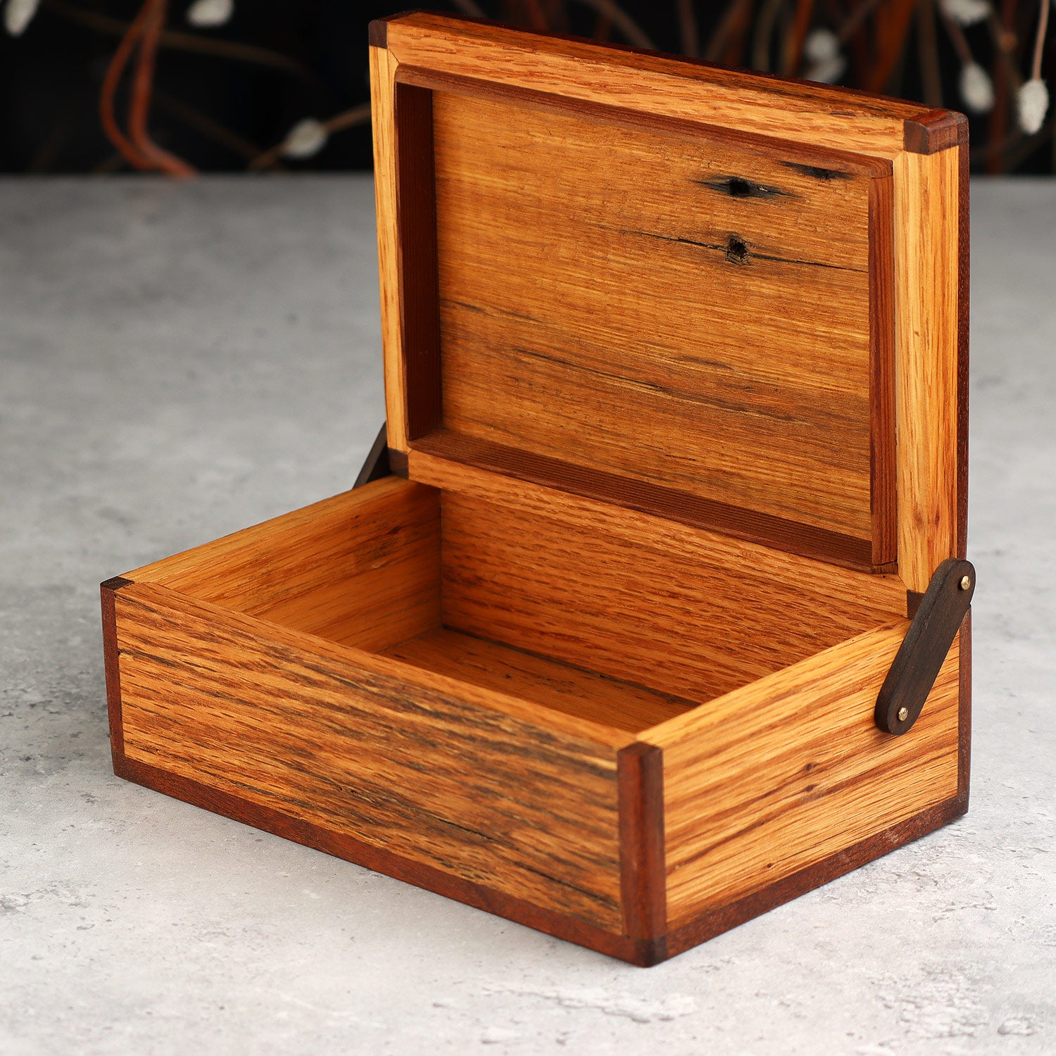 Red Oak Keepsake Box