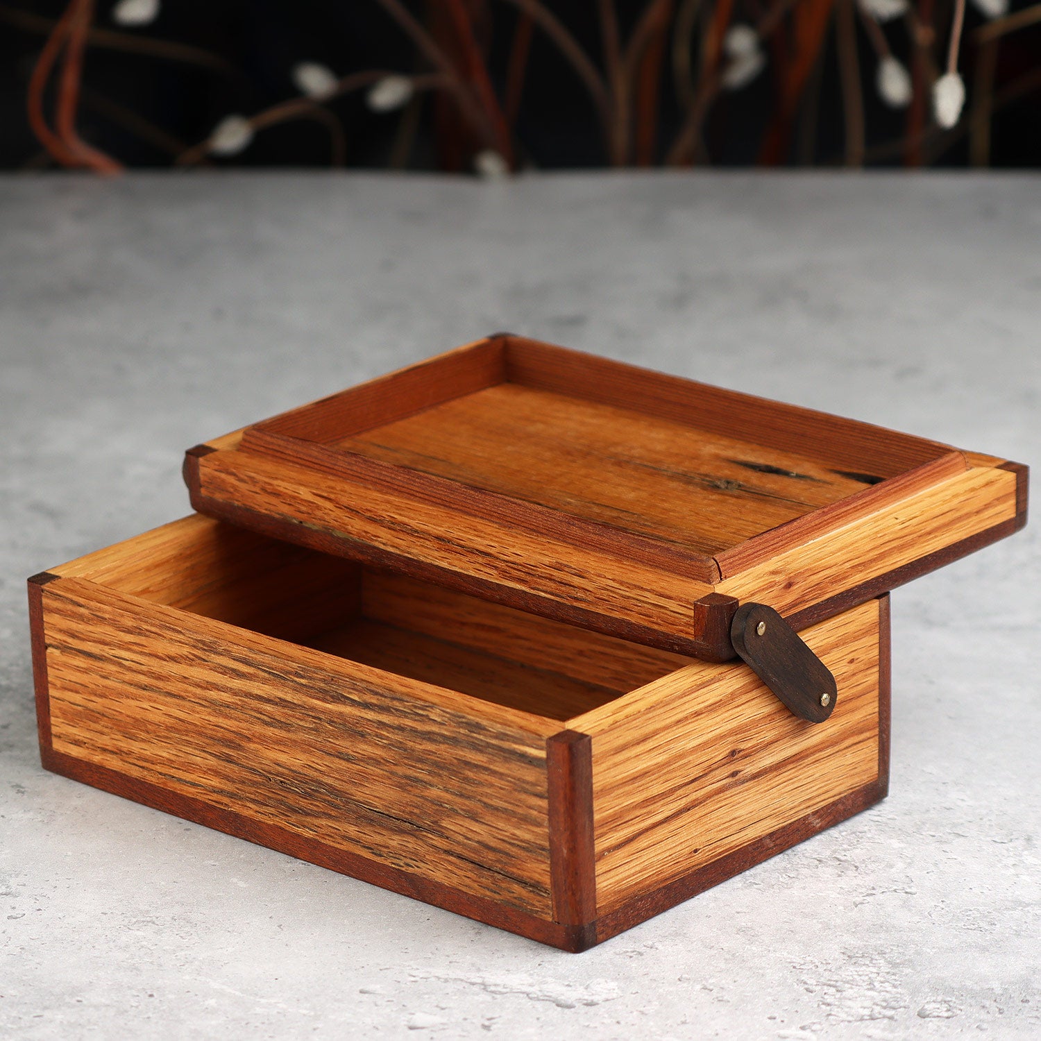 Red Oak Keepsake Box