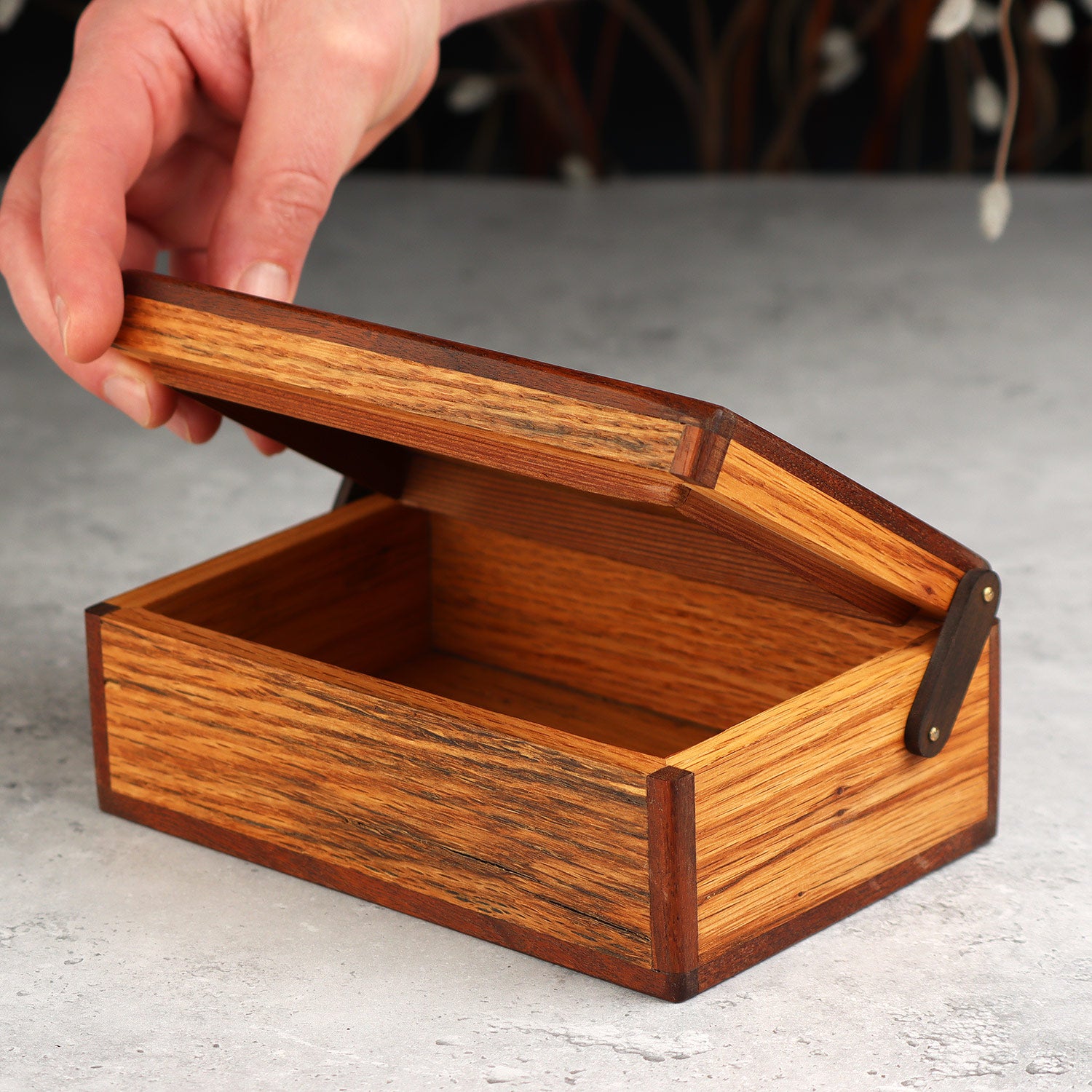 Red Oak Keepsake Box