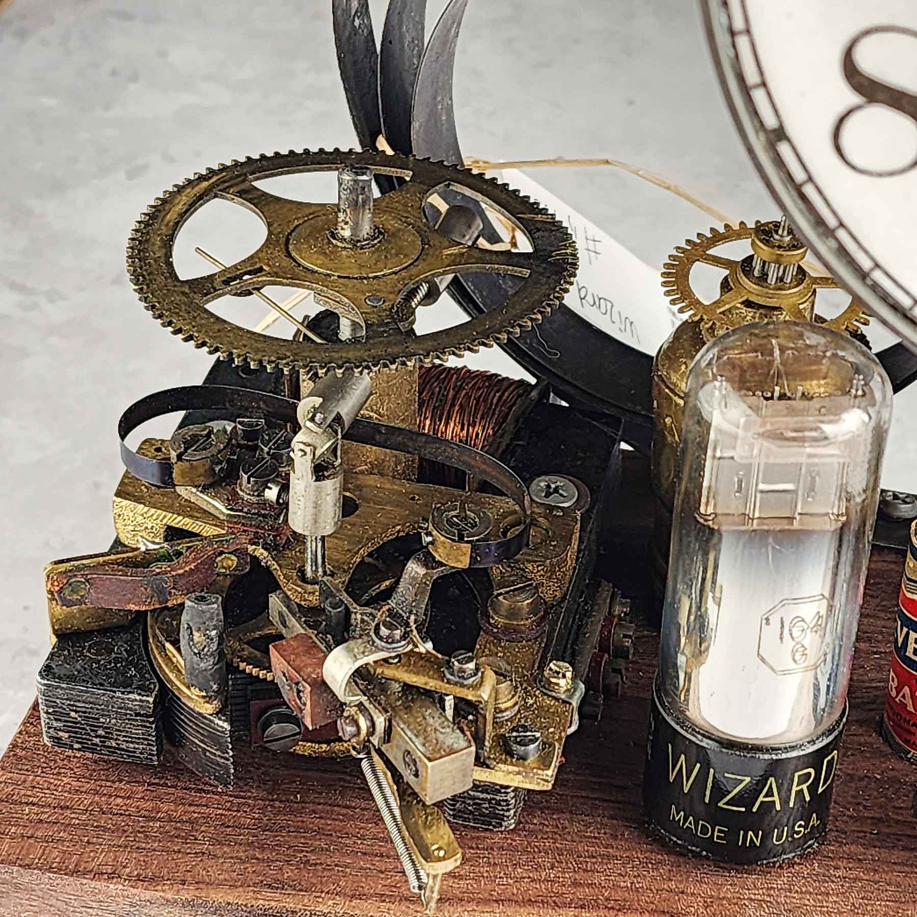 Wizard Radio Tube Clock