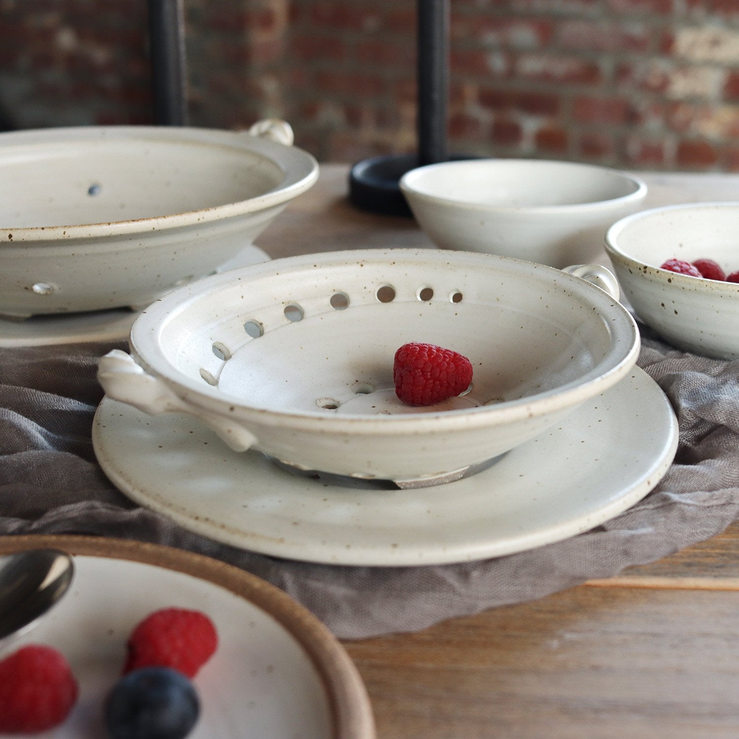 Petite Berry Bowl w/Plate