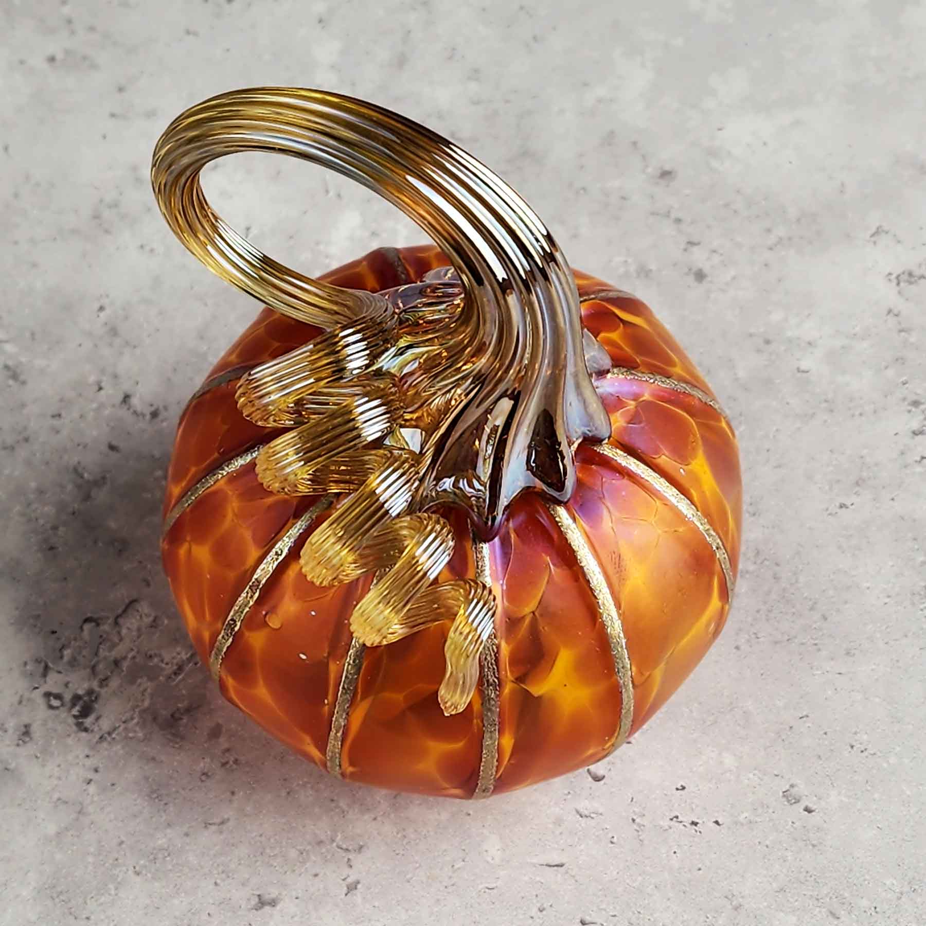 Sierra Red Tilted Pumpkin
