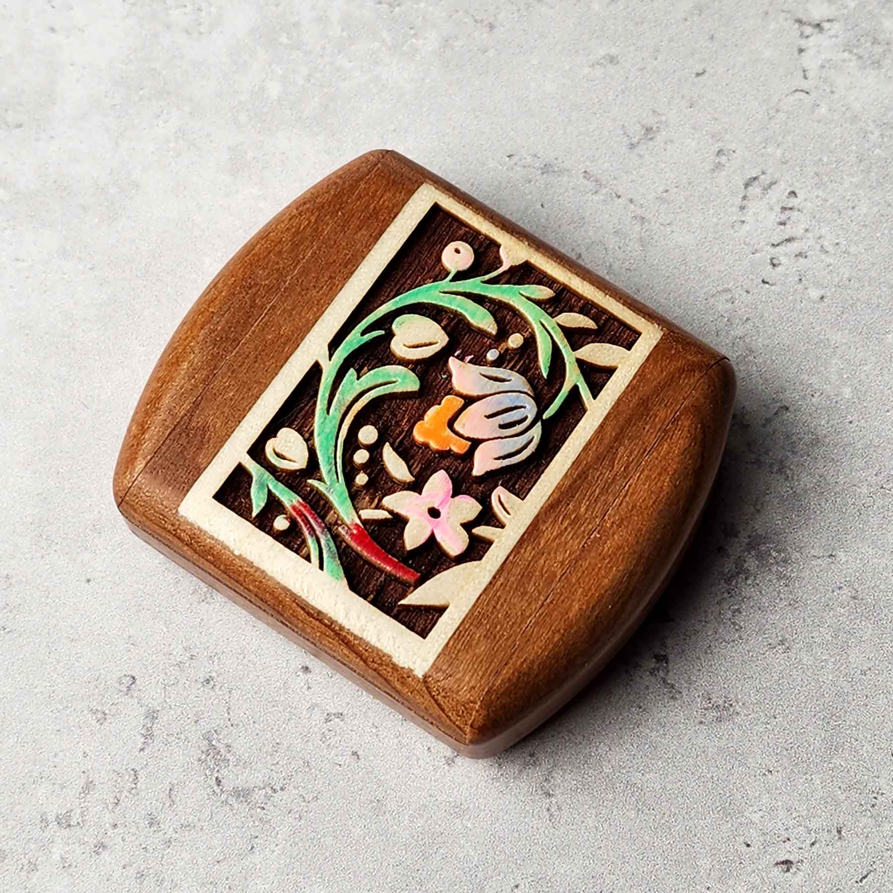 2" Flat Wide Cherry- Floral I Prismatone