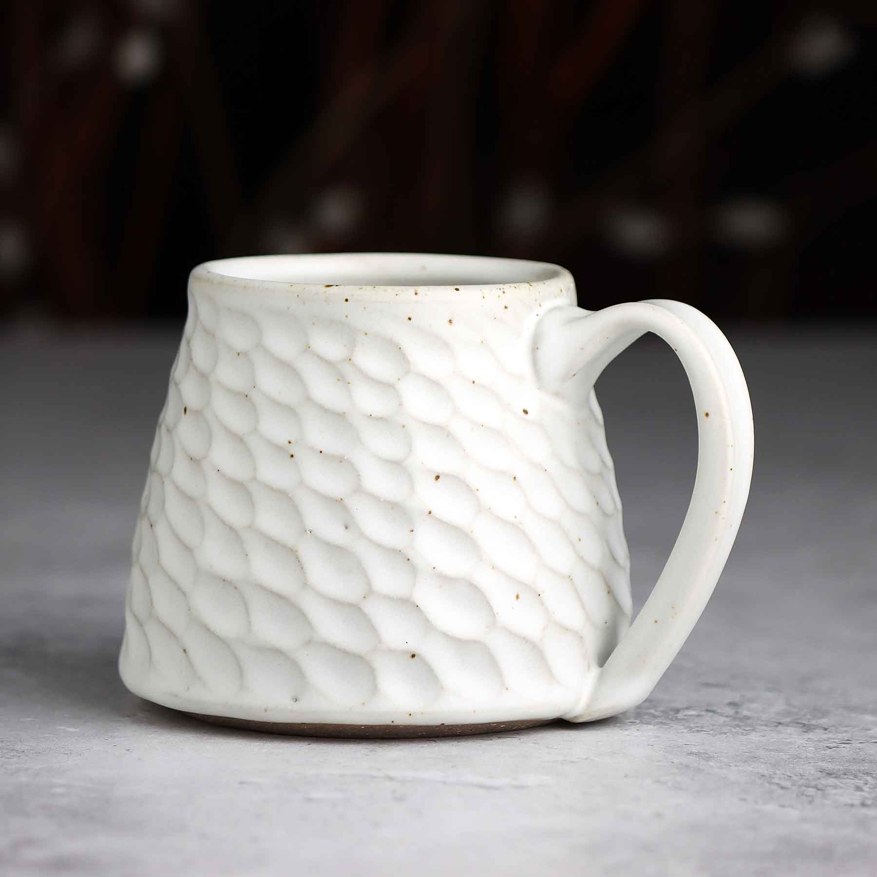 10 oz Scalloped Mug in White