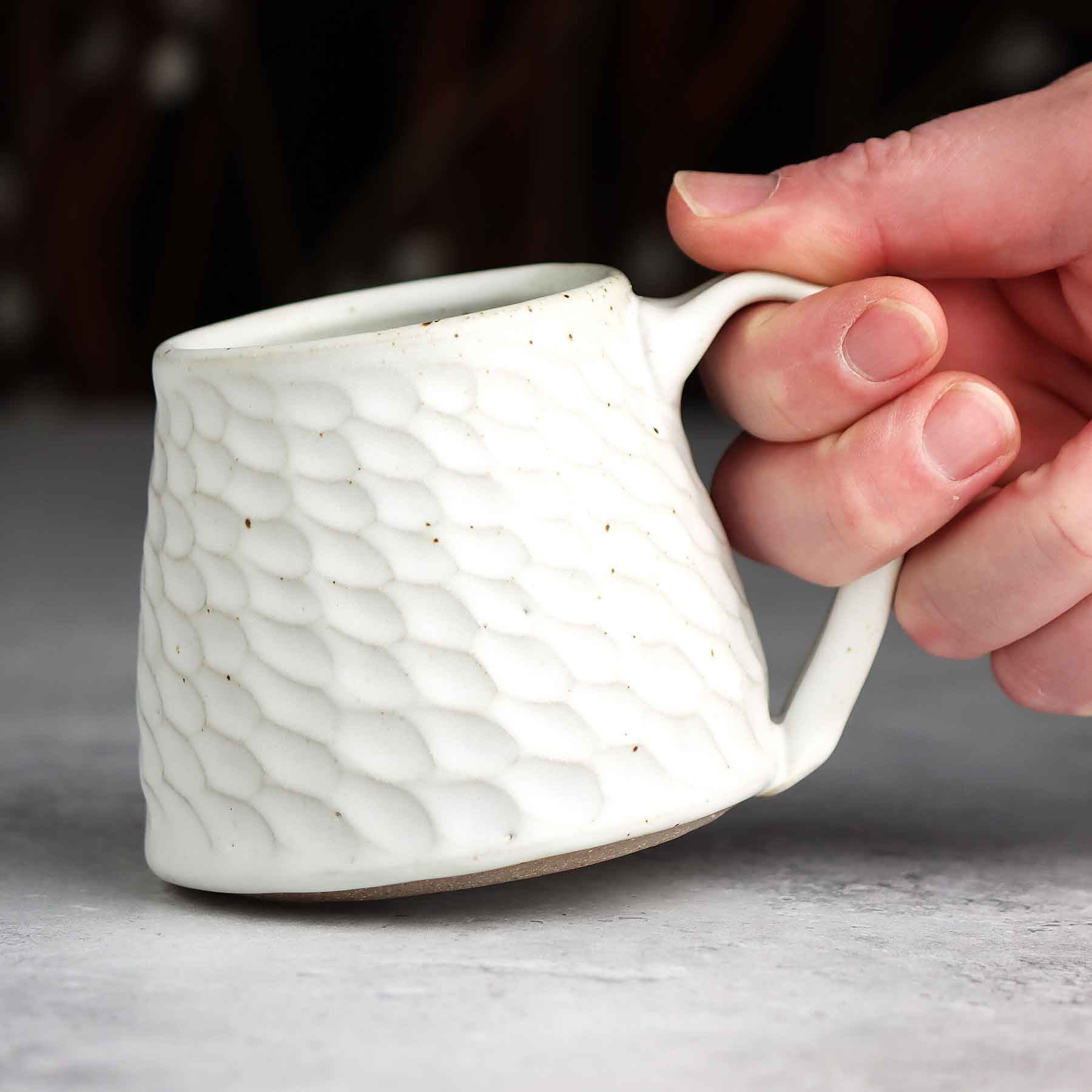 10 oz Scalloped Mug in White