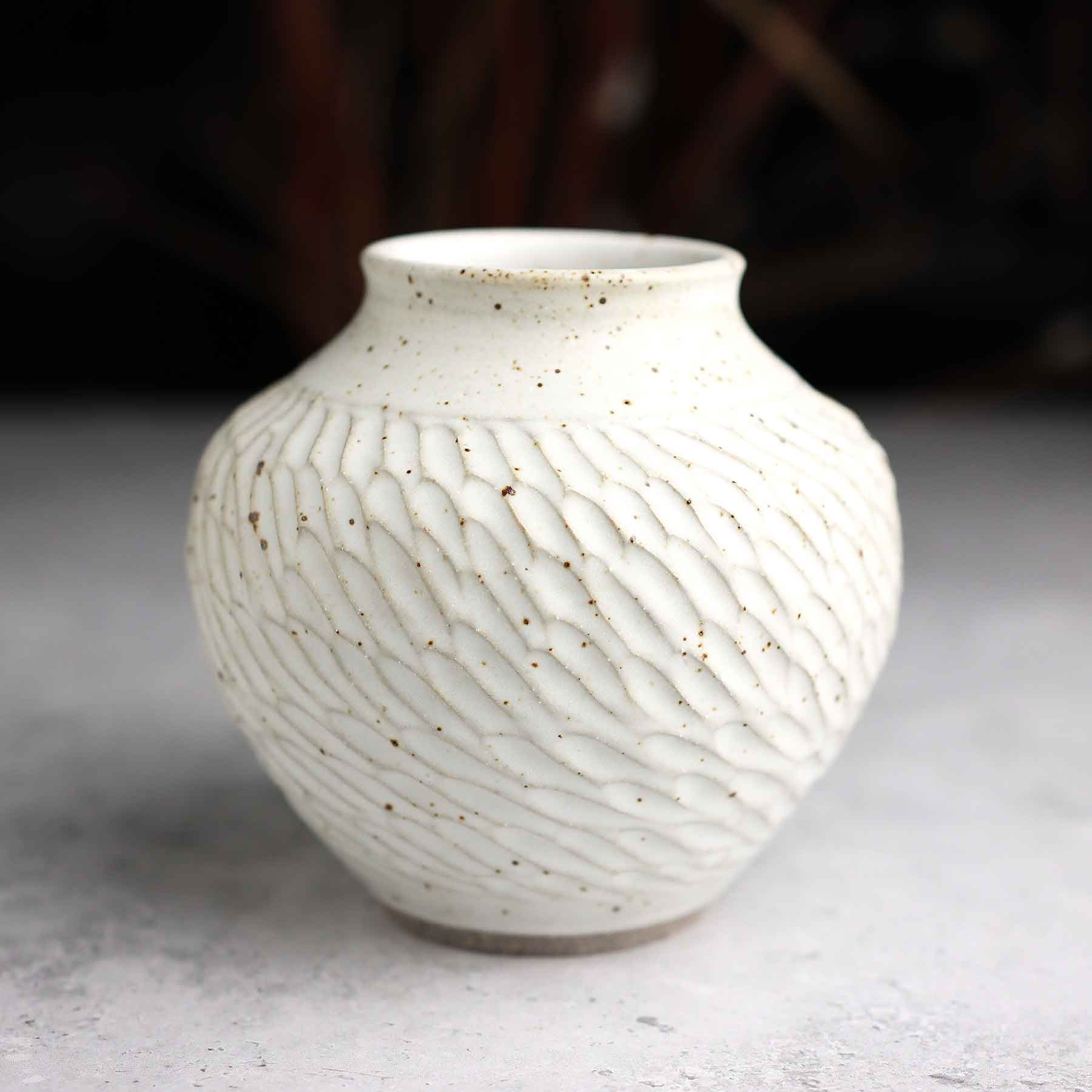 Scalloped Belly Vase, Sm; WH