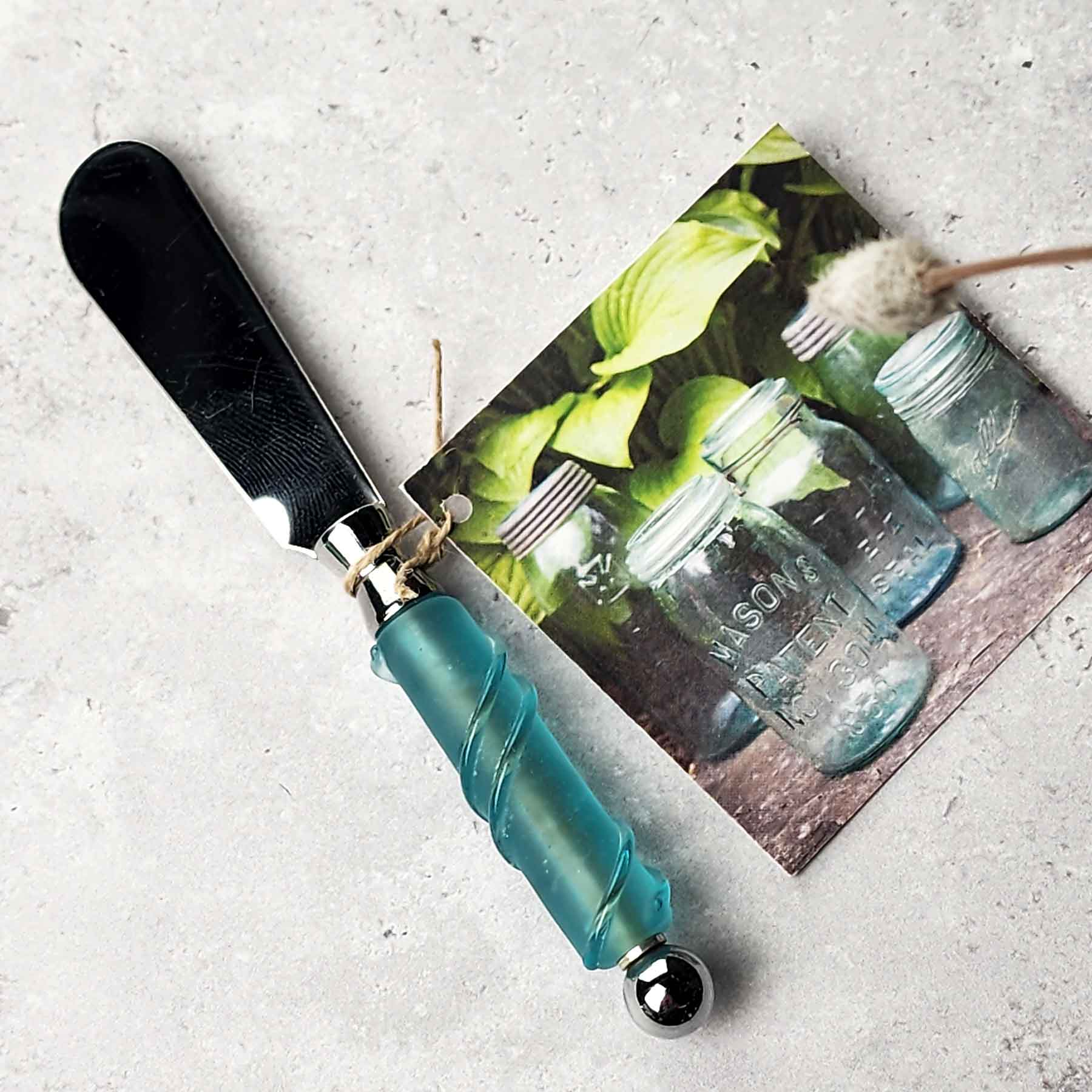 Medium Knife