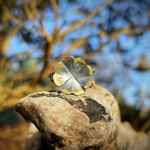 SS Clover Ring w/ Gold