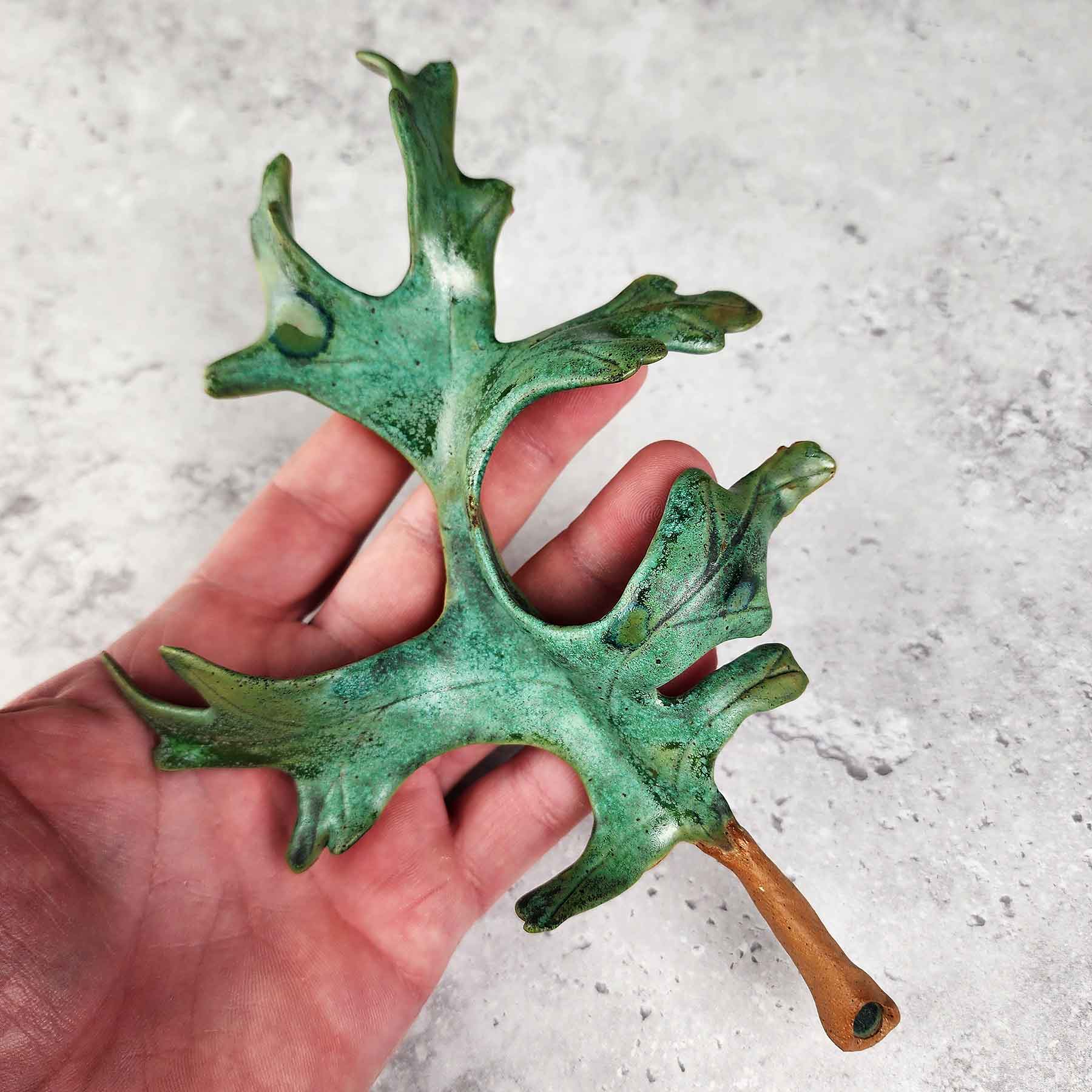 X-large Oak Leaf