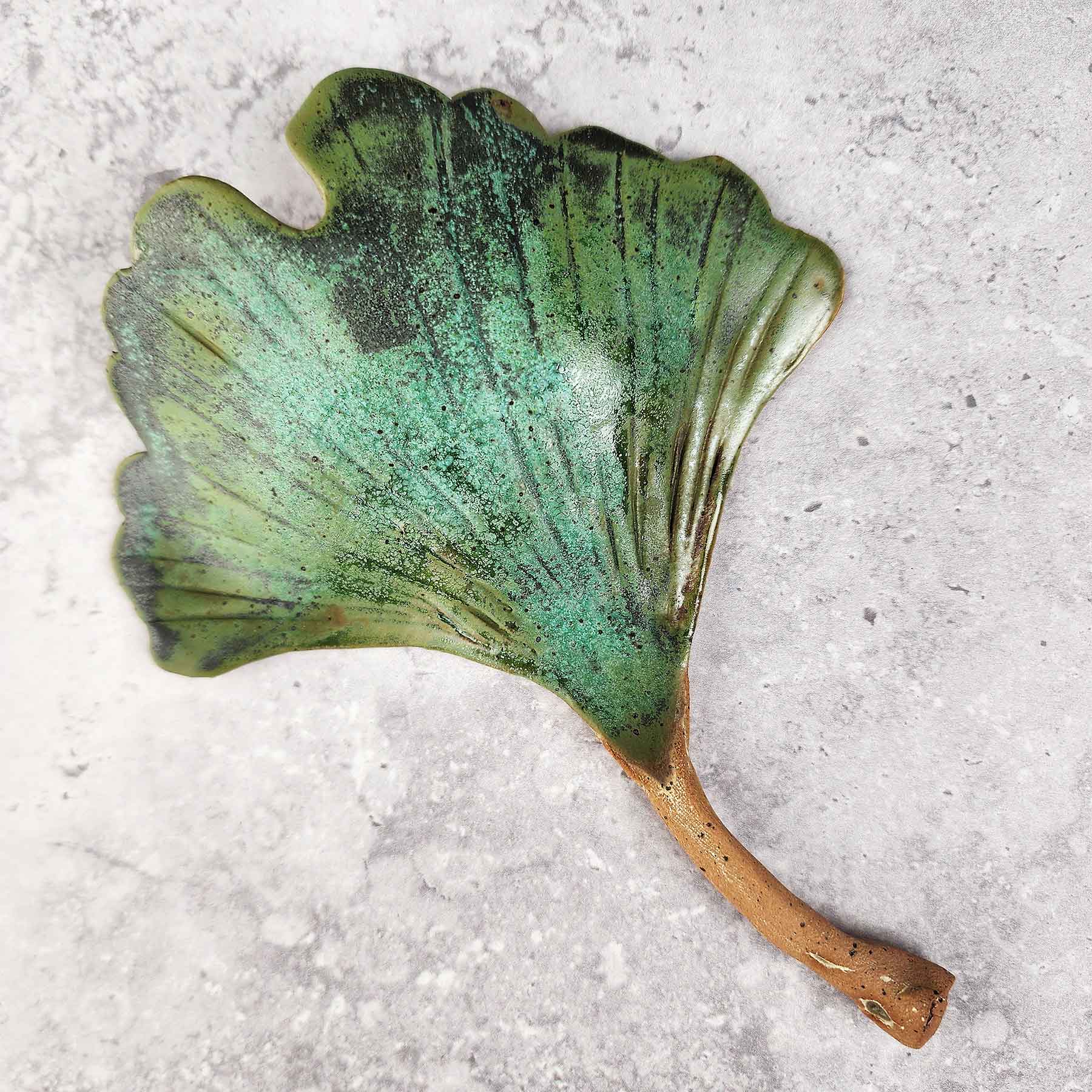 Medium Ginko Leaf