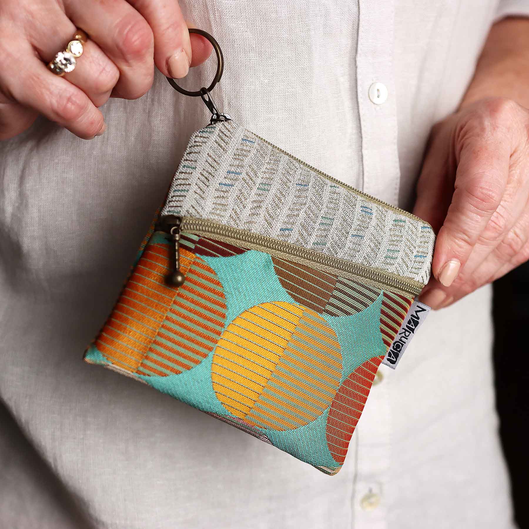 Roo Pouch; Eclipse Warm