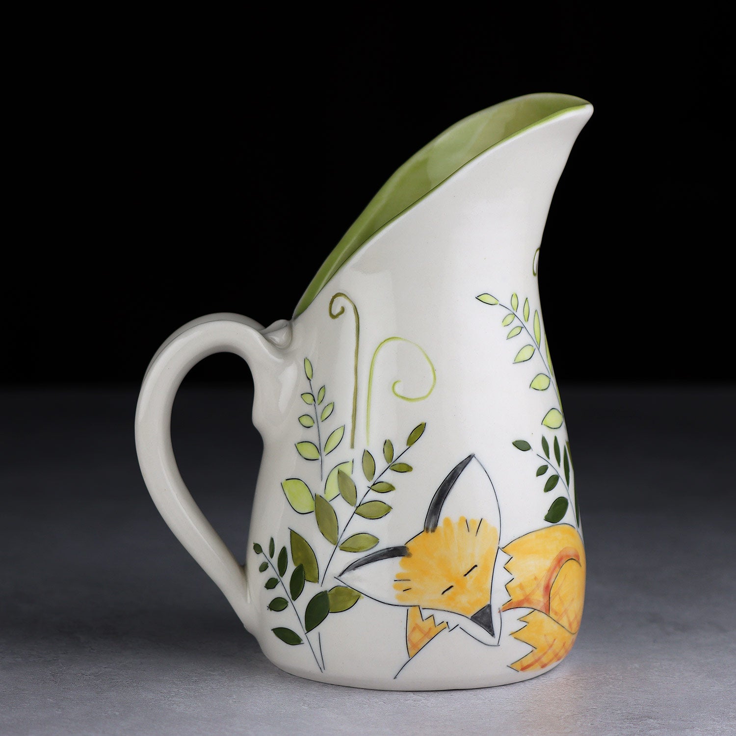 Medium Fox Pitcher