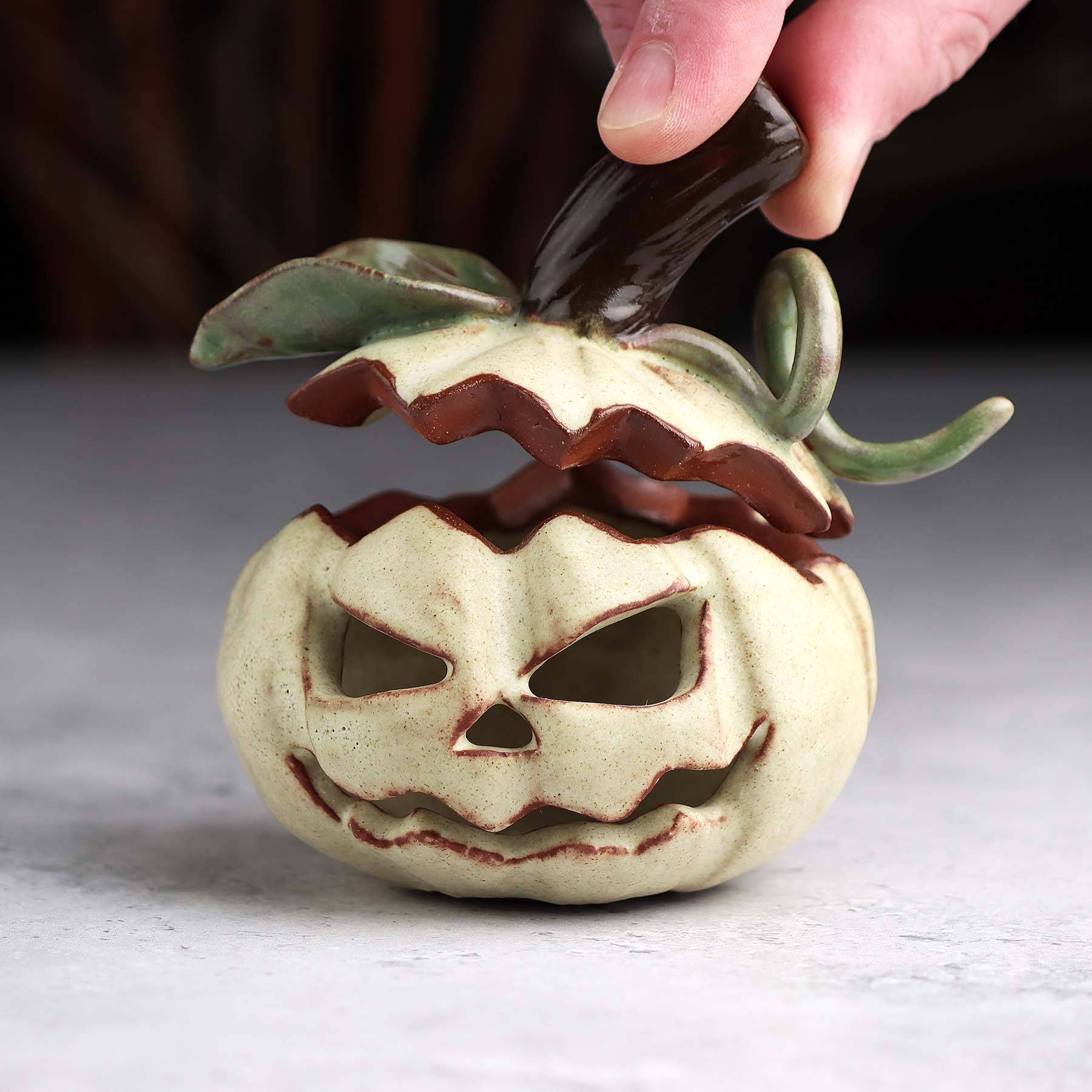 White Jack-o'-Lantern