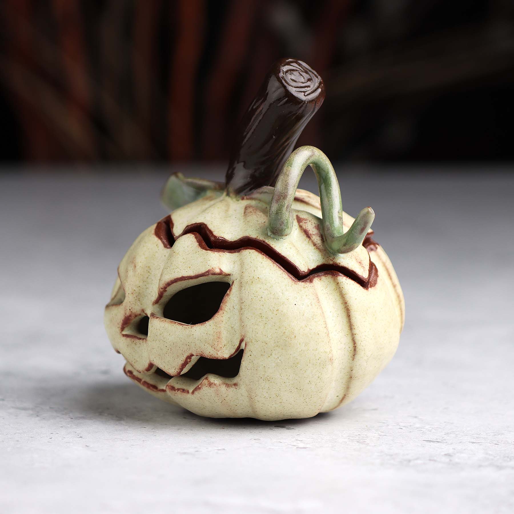 White Jack-o'-Lantern