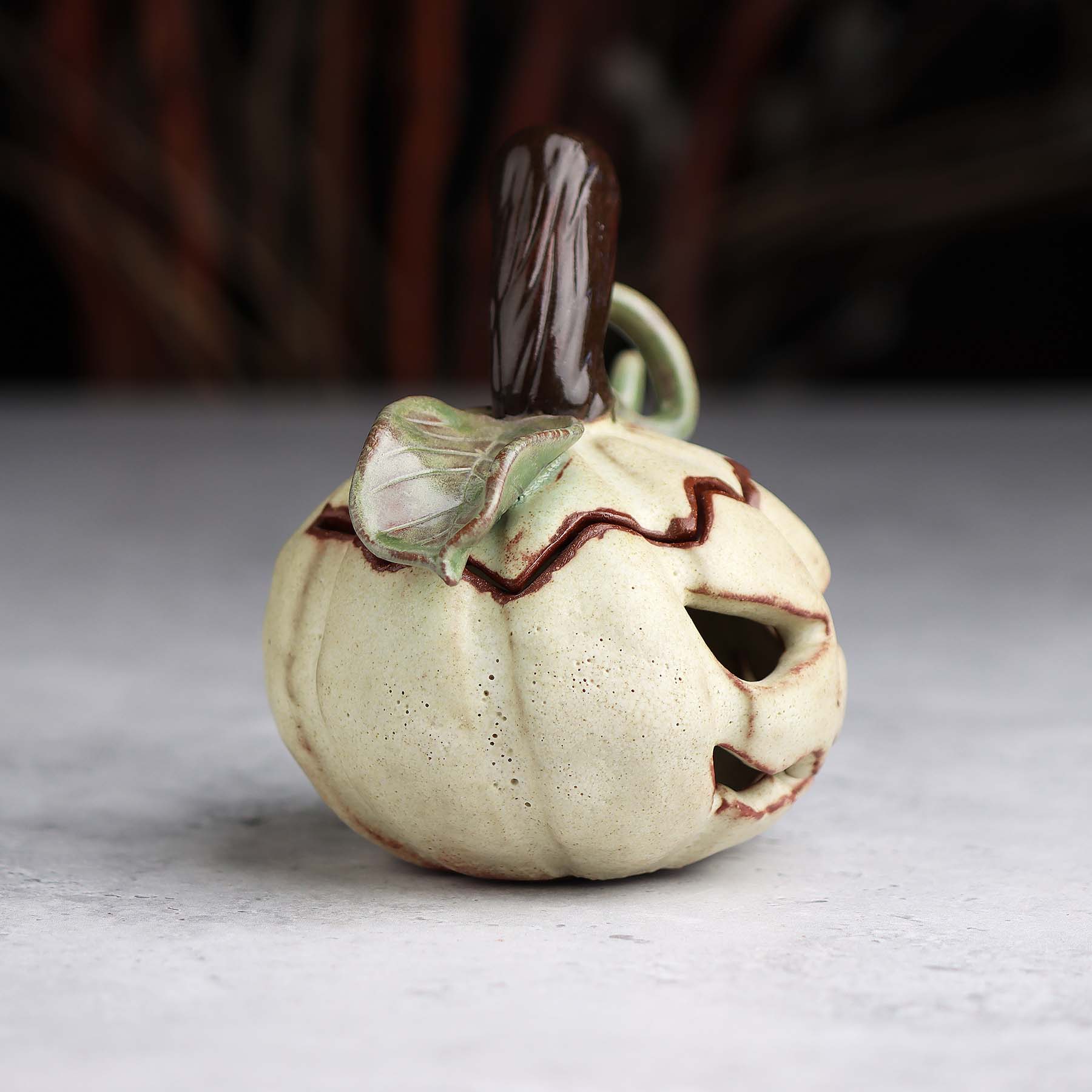 White Jack-o'-Lantern