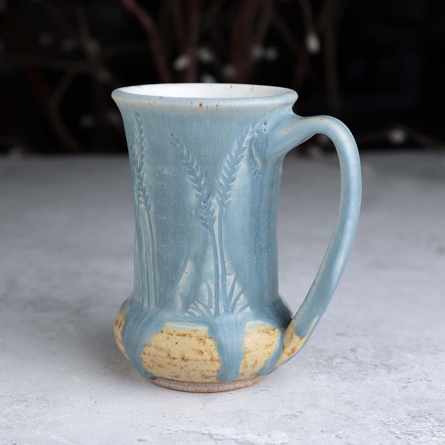 Bell-Bottom Mug in Light Blue Ash